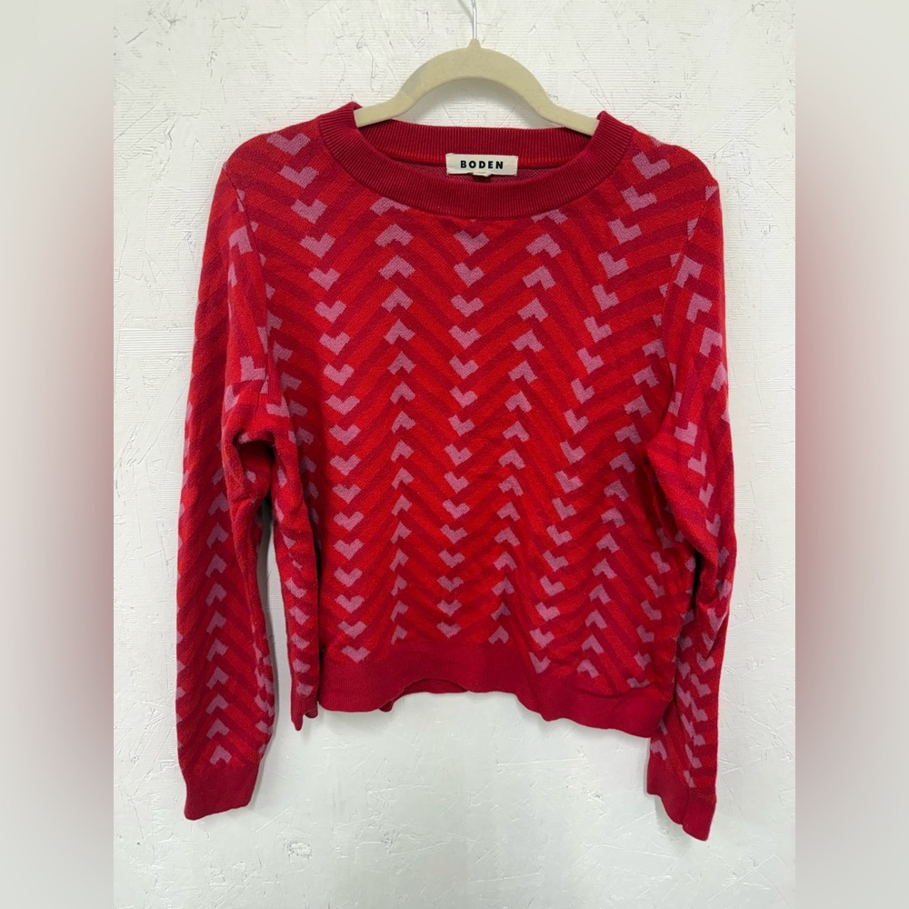 Boden Vibrant Red and Pink Patterned Sweater